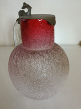 Charger l'image dans la galerie, Baccarat givre , pichet en verre soufflé et couvercle en étain.
