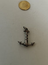 Charger l&#39;image dans la galerie, Pendentif ancre en argent massif , attention il pique
