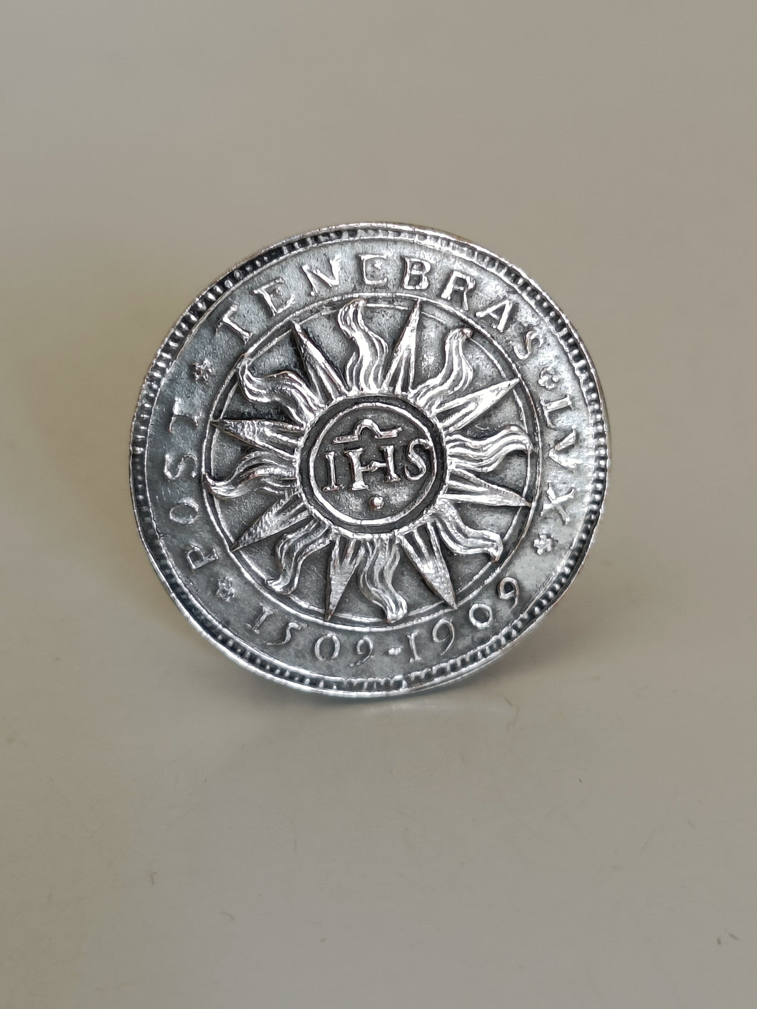 Médaille Protestante badge argenté, 400 ans de Calvin