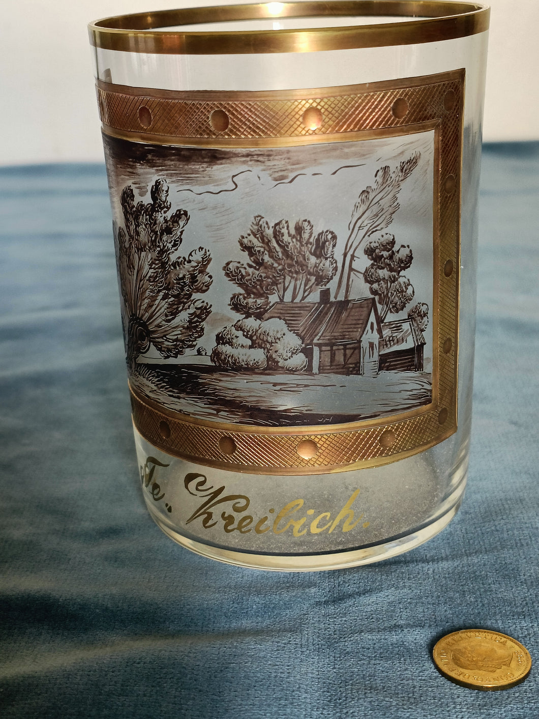 Copie verre peint et doré austro-hongrois XX ème