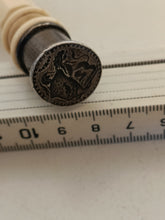 Charger l&#39;image dans la galerie, Cachet fin XIXÈME avec tampon armoirie
