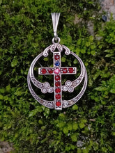 Charger l'image dans la galerie, Pendentif croix en argent et pierre XXÈME
