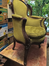 Charger l&#39;image dans la galerie, Rare paire de fauteuils cabriolets style Louis XV en palissandre. À recouvrir
