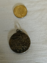 Charger l'image dans la galerie, médaille commémorative française en argent datant de 1914-1915 .

