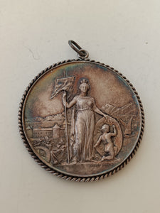 Médaille tir cantonal Vaudois Morge 1891 en argent , montée en pendentif.