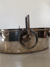 Charger l&#39;image dans la galerie, Rare plat creux d&#39;époque Directoire en argent premier titre Français
