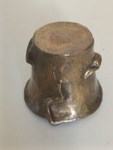 Charger l&#39;image dans la galerie, Garouste et Bonneti Rare vase en bronze fin XXÈME numéroté 7/8 , cachet fonderie d&#39;art  Barthélémy,
