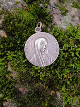 Charger l'image dans la galerie, Sainte Catherine de Sienne, patronne de Rome , médaille en argent massif ancienne
