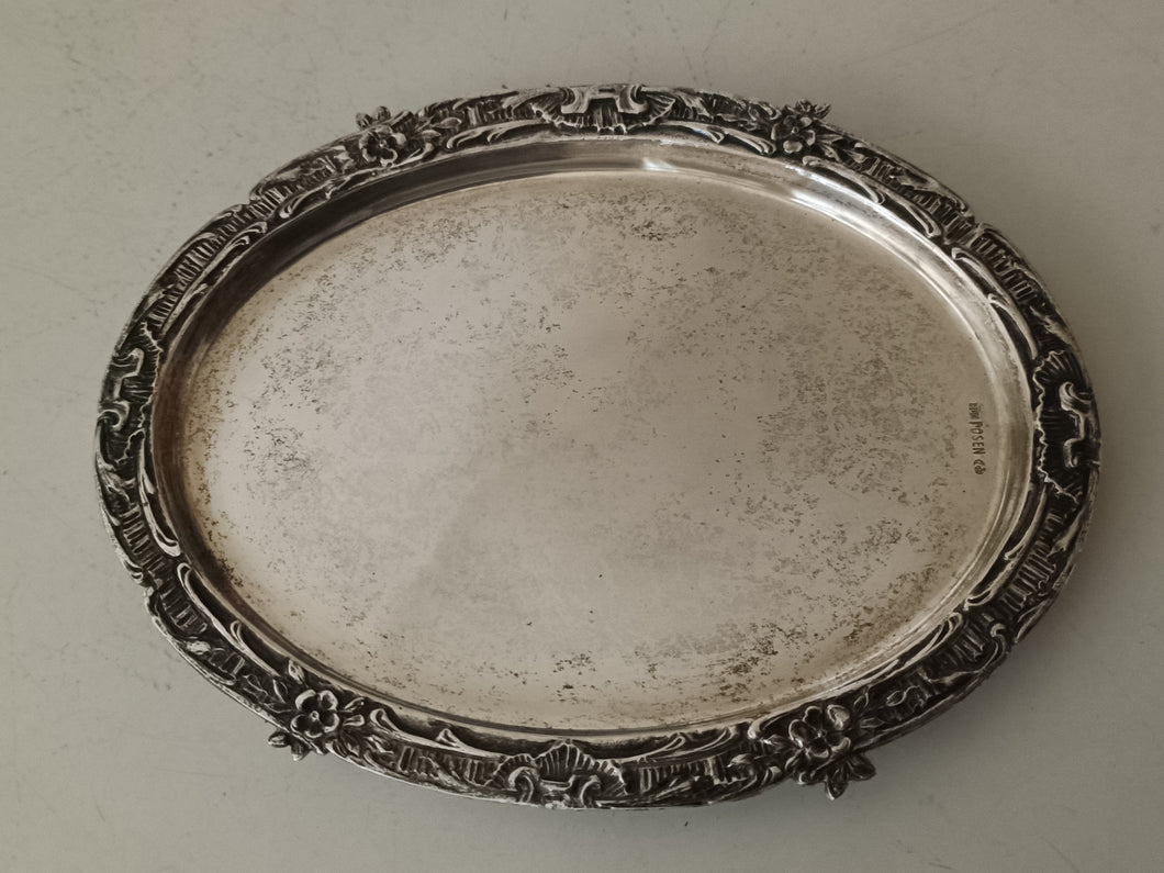Petit plateau ovale en argent massif 0.800 . Allemagne début XXÈME