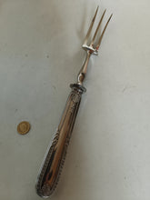 Charger l'image dans la galerie, Émile Puiforcat à Paris , grande fourchette à viande. Manche argent style Empire, en parfait état. Travail début XXÈME
