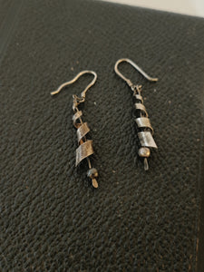 Paire de boucle d'oreille spirale en argent