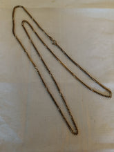 Charger l'image dans la galerie, Chaîne en argent massif doré 0,925 , travail italien XXÈME. Longueur 80 cm
