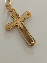 Charger l&#39;image dans la galerie, Pendentif crucifix en or 18 carat , travail XXÈME Italien . 1,7g
