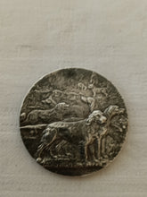 Charger l'image dans la galerie, Exposition internationale canine Evian médaille non nominative en métal argenté .
