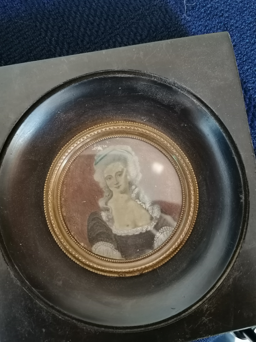 Miniature femme élégante Napoléon III