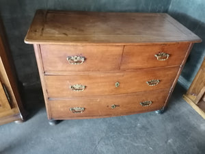 Commode Bernoise