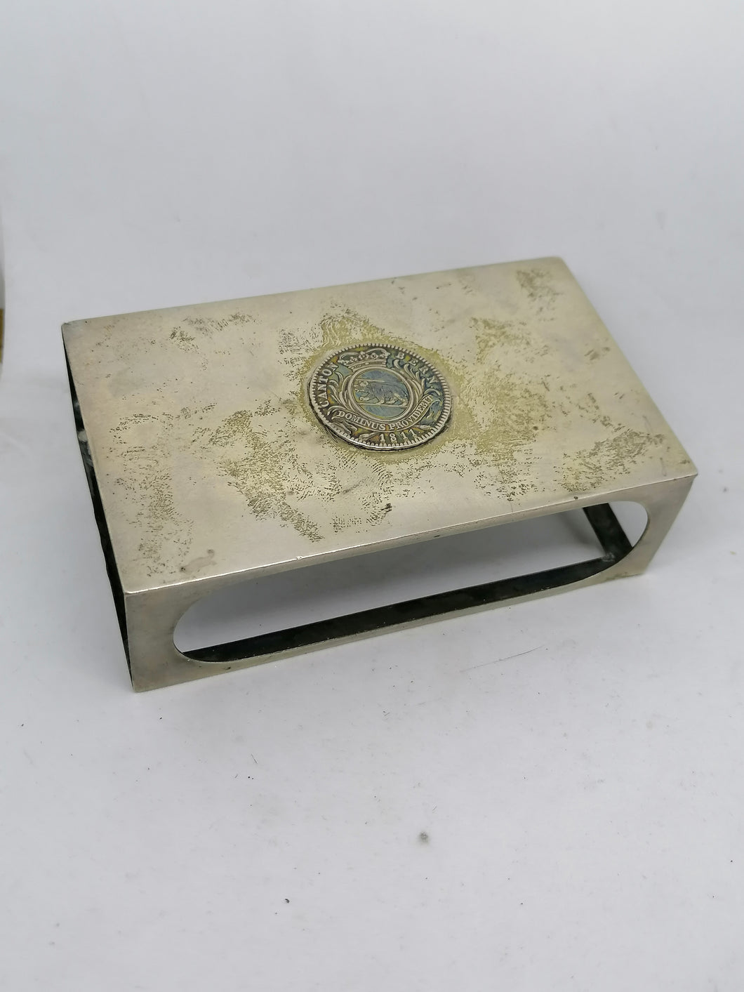 Grande boîte à allumette argent.