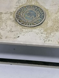 Grande boîte à allumette argent.