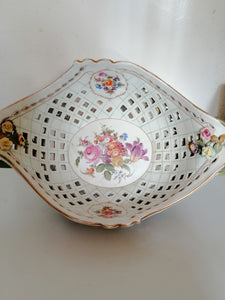 Jardinière en porcelaine peinte à la main.
