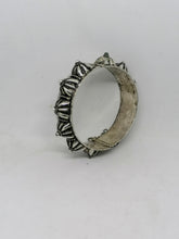 Charger l&#39;image dans la galerie, Bracelet Maghreb ancien en argent .
