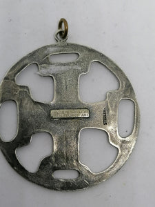Croix Celte en argent massif.
