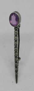 Broche à kilt ancienne avec améthyste taillé.