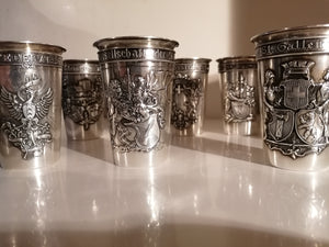 Serie de 6 gobelets de tir cantonaux en argent