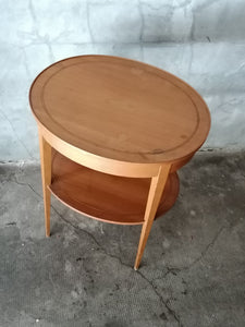 Table ovale en cerisier Directoire