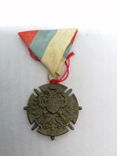 Charger l&#39;image dans la galerie, MEDAILLE COMMEMORATIVE POUR LA LIBERATION ET L’UNITE EN SERBIE
