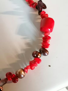 Parure collier ,  perle et nacre