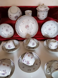 Service à thé 18ème  en porcelaine Chinoise (compagnie des Indes)
