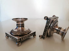 Charger l&#39;image dans la galerie, Belle paire de petit bougeoir dépoque Restauration en argent 0.800
