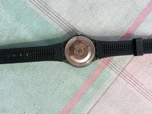 Charger l&#39;image dans la galerie, Swatch unisex automatic
