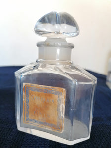 Flacon à parfum en cristal de Baccarat