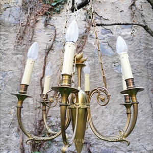 Lustre en bronze style Louis XVI à trompette