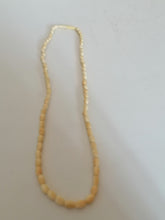 Charger l&#39;image dans la galerie, Collier perle ancienne
