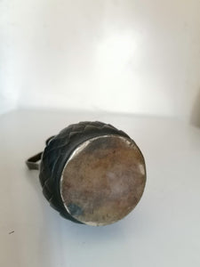 Vase en bronze ancien