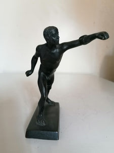 Bronze ancien lancé de javelot