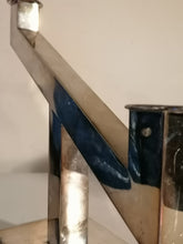 Charger l&#39;image dans la galerie, Bougeoir double, métal argenté Anglais Art déco
