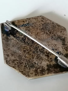 Broche strass et résine