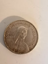 Charger l&#39;image dans la galerie, 5 Franc Suisse en argent 1932
