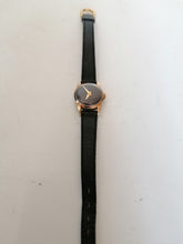 Charger l&#39;image dans la galerie, petite montre de dame bracelet,  mouvement mécanique
