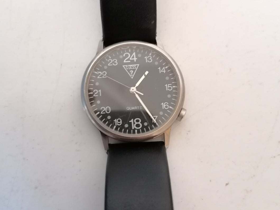 Montre bracelet Guess 1984