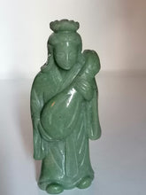 Charger l&#39;image dans la galerie, Statuette chinoise en néphrite.
