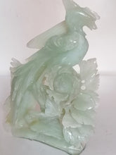 Charger l&#39;image dans la galerie, Statue en jade, oiseau  du paradis Chinois

