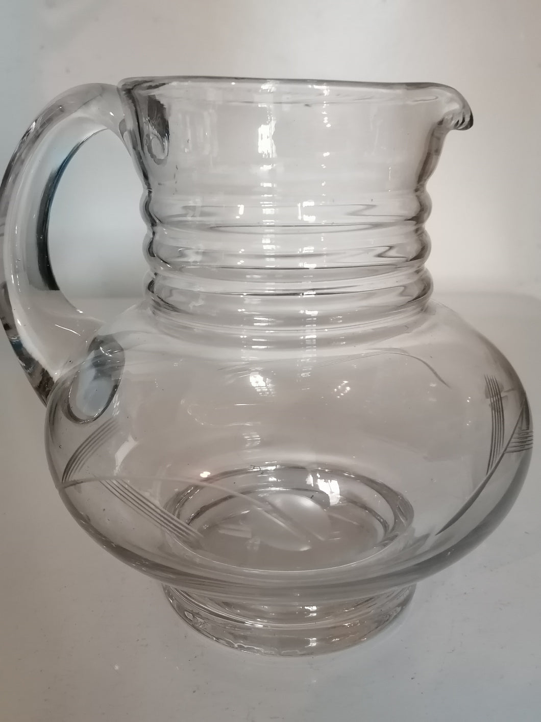 Pichet à eau en verre soufflé