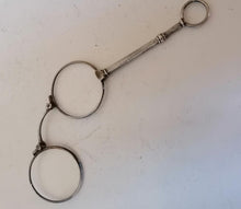 Charger l&#39;image dans la galerie, Lunettes lorgnon
