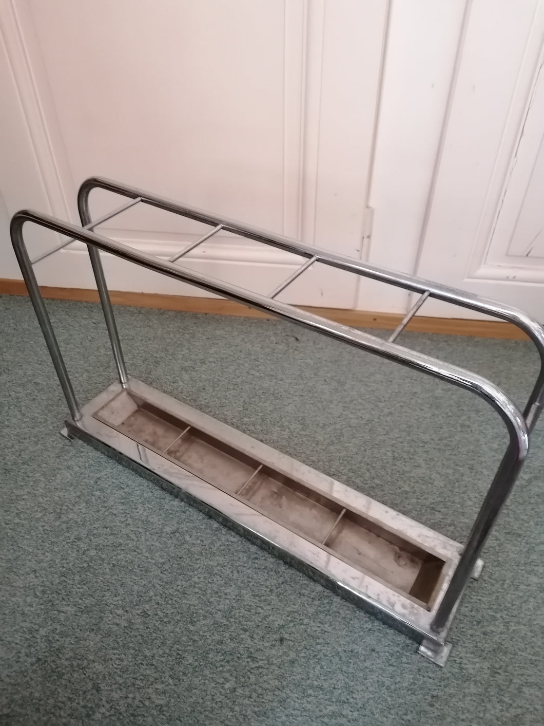 Porte parapluie chromé des années 70