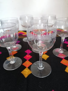 7 grands verres à vin rouge en cristal