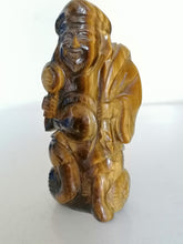 Charger l&#39;image dans la galerie, Statue moine Chinois oeil de tigre.
